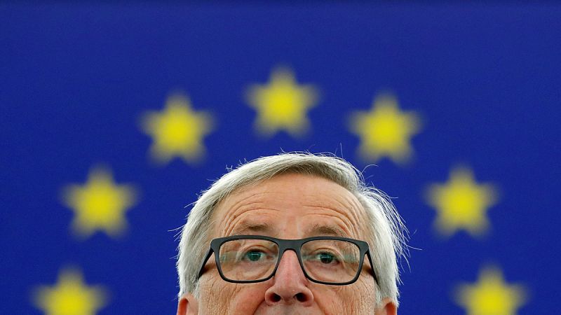 Juncker, sobre Cataluña: Bruselas está con lo que digan "las Cortes y el Tribunal Constitucional"