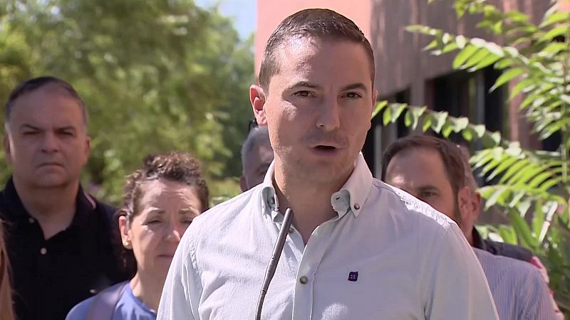 El PSOE de Madrid estudia recurrir la medalla de Ayuso a Milei: "Es contaria a la normativa estatal"