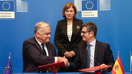 Pons (PP) y Bola�os (PSOE) acuerdan renovar el CGPJ