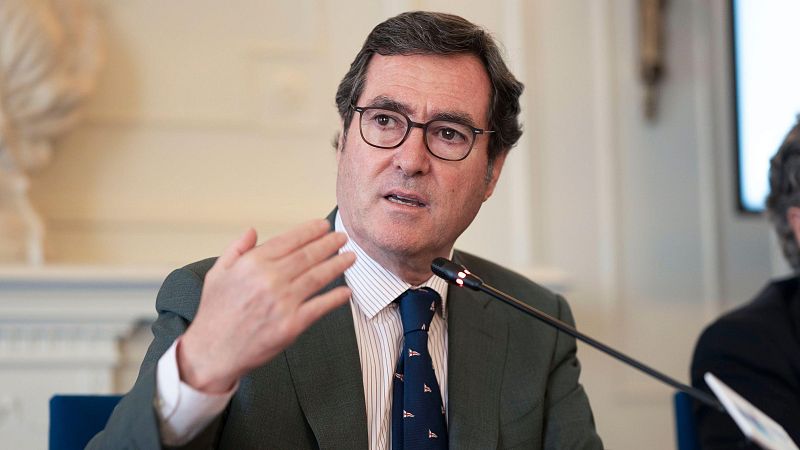 Garamendi tacha de "política" la reducción de la jornada laboral: "Que no hablen de negociación, son imposiciones"