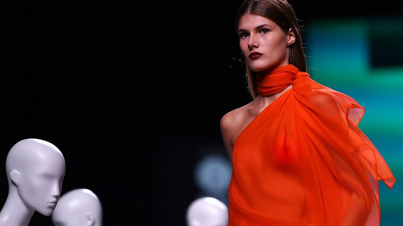 Ulises Mérida, la belleza que envuelve a la mujer