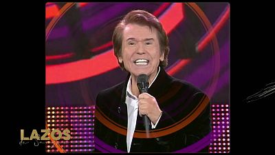 Raphael y Julio Iglesias se llevaban fatal y uno de ellos termin� pidiendo perd�n