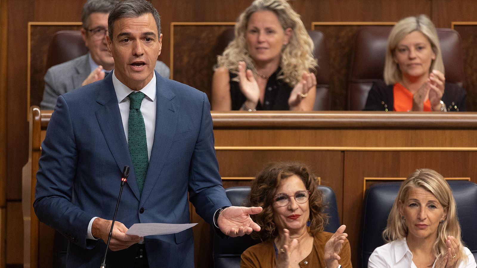 Sánchez plantea establecer un tope a la financiación pública de los medios de comunicación | Ver