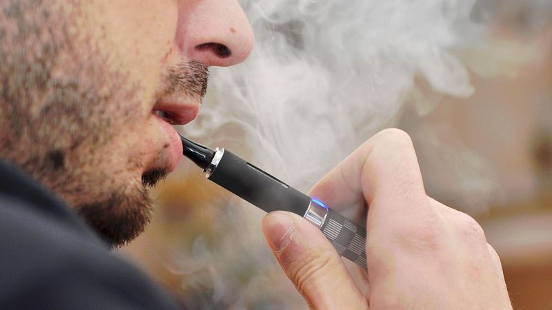 Australia se convierte en el primer pas en obligar a comprar los vapeadores en las farmacias