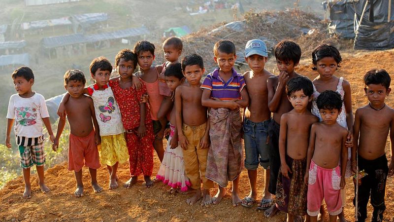 Huir de Birmania: la tragedia de más de 200.000 de niños rohinyás