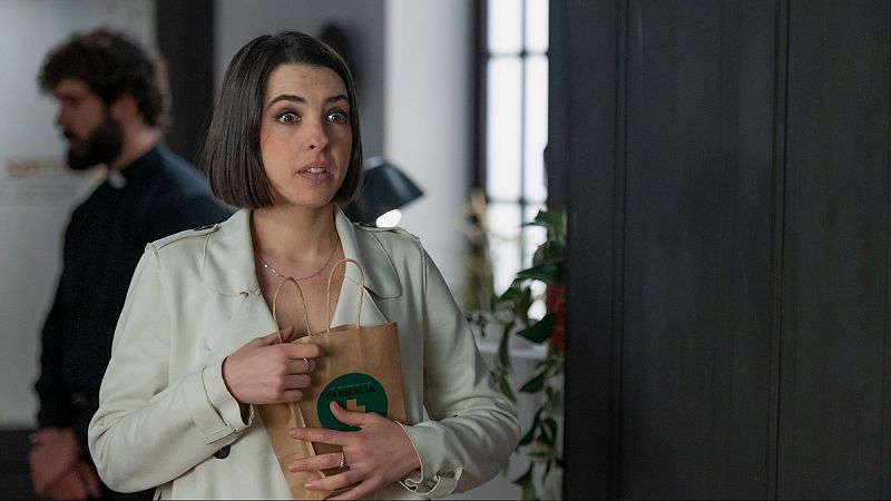 '4 estrellas' | ¿Problemón a la vista? Bea podría estar embarazada de Álex