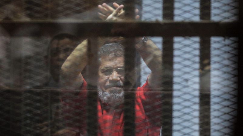 El Tribunal de Casación de Egipto confirma la cadena perpetua para el expresidente Morsi