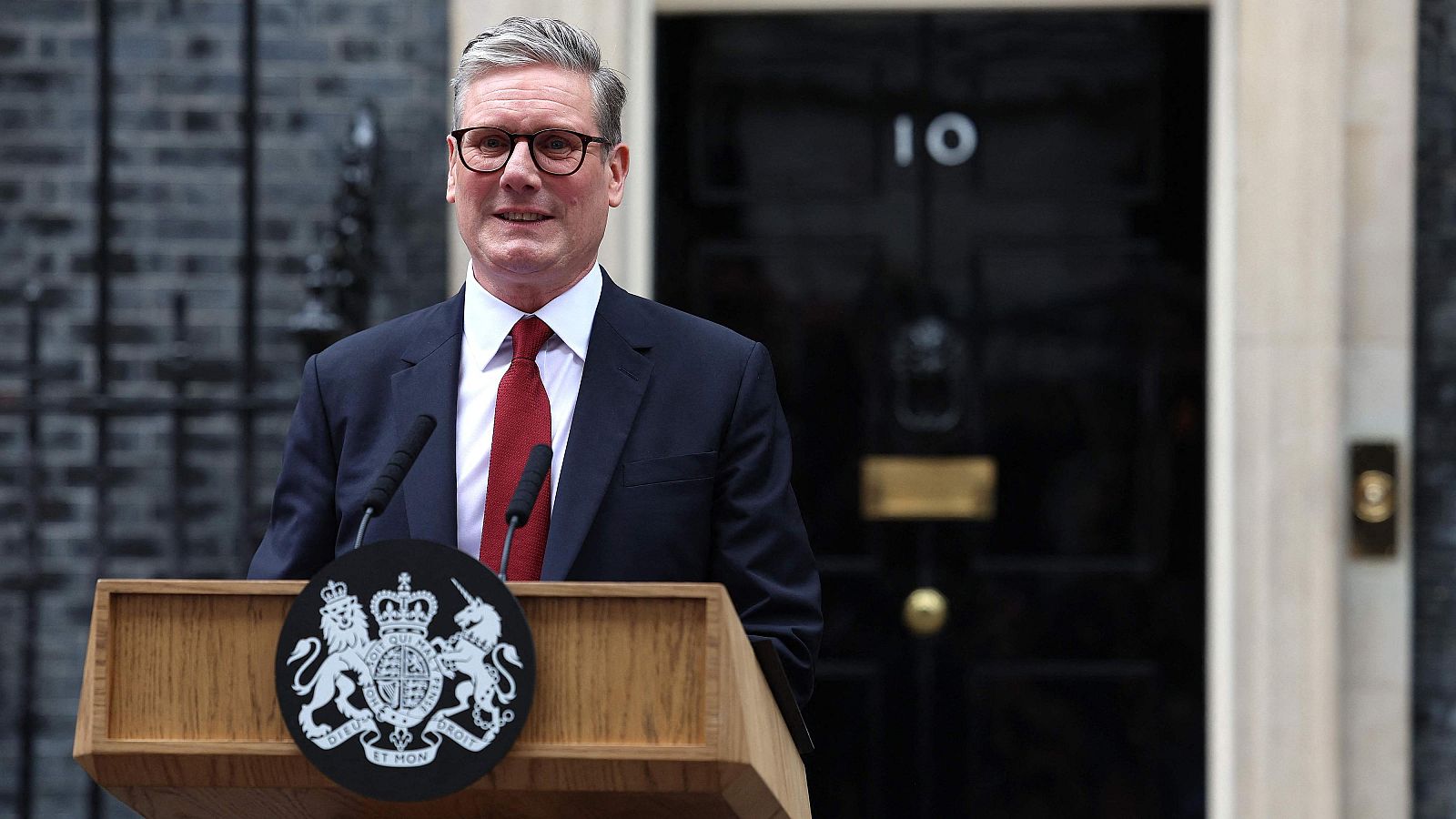 Starmer promete cambiar el rumbo del Reino Unido: "Nuestro trabajo es urgente y empezamos hoy" - Informativo 24h | Ver