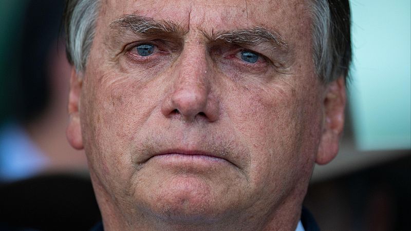 Bolsonaro, imputado por intentar apropiarse de joyas obsequiadas durante su mandato