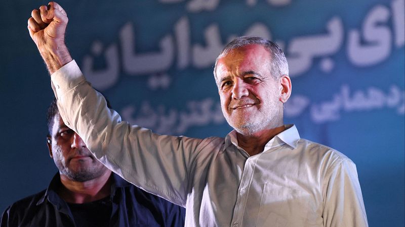 El reformista Masoud Pezeshkian gana la segunda vuelta de las presidenciales en Irán frente al ultraconservador Jalili