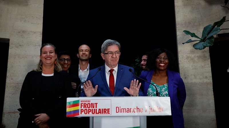 Mélenchon reivindica un gobierno de izquierda: "El presidente debe llamar a gobernar al Nuevo Frente Popular"