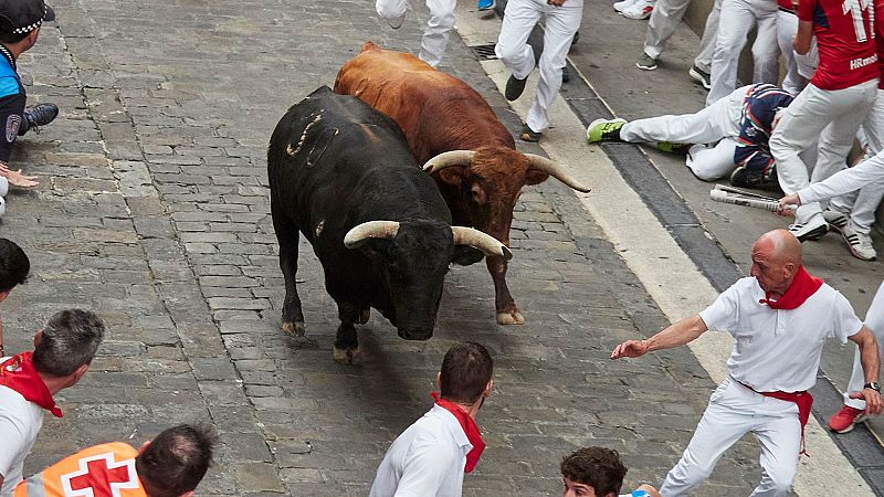 Hora, dnde ver hoy en TV y toros de la ganadera del Sexto Encierro de San Fermn 2024