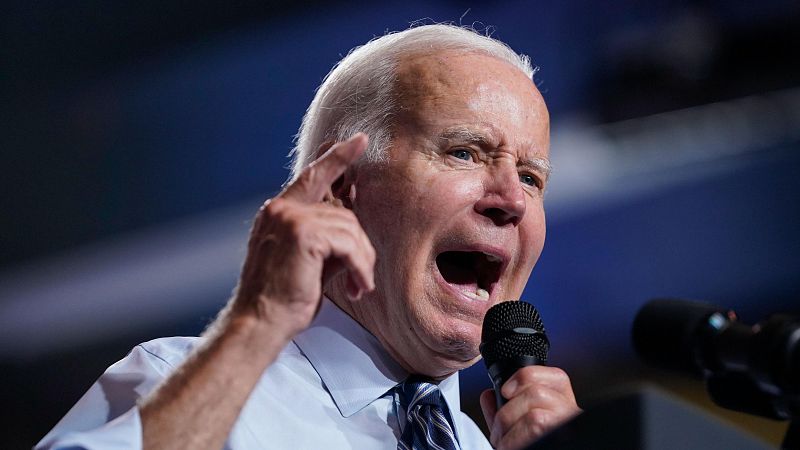 Biden rechaza retirarse pese a confundir a Kamala Harris con Trump y a Zelenski con Putin