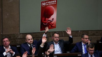 El Parlamento polaco rechaza un proyecto de ley para despenalizar la ayuda al aborto