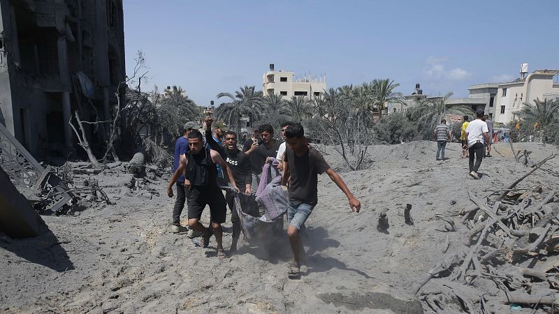 Hamás denuncia 90 muertos y más de 300 heridos tras un ataque israelí en una zona humanitaria en Gaza