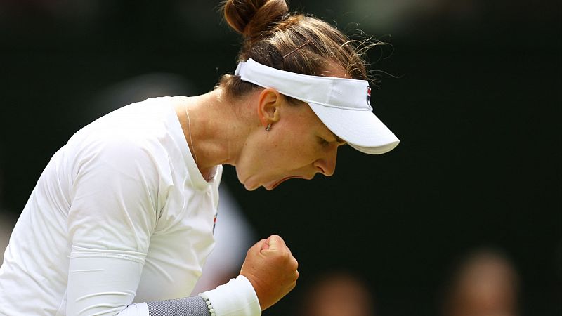 Krejcikova gana a Paolini y conquista su primer Wimbledon