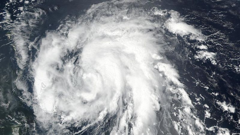 El Caribe se prepara para el huracán María cuando aún no se ha recuperado de la destrucción de Irma