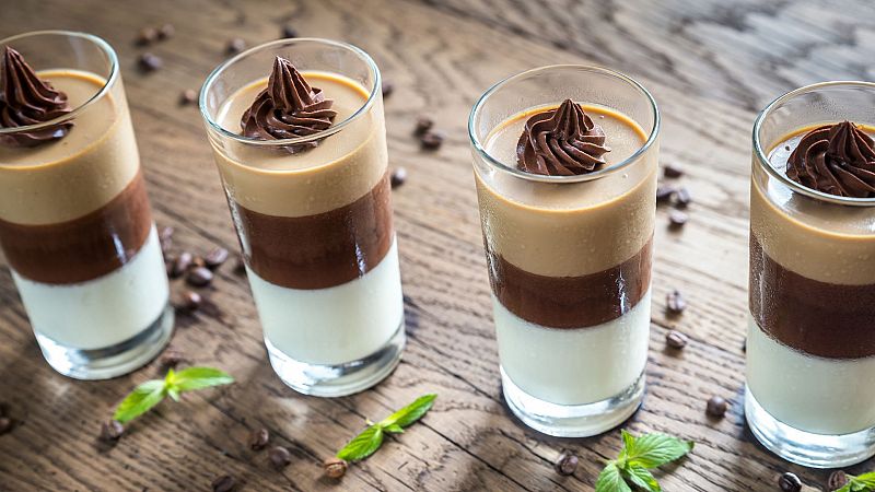 Receta deliciosa de vasitos de tres chocolates