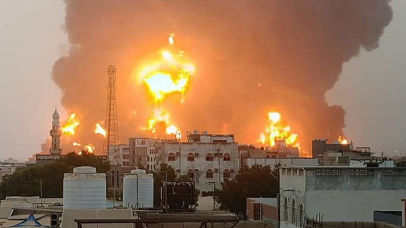 Al menos seis muertos y decenas de heridos por un bombardeo israelí en Yemen tras el ataque hutí a Tel Aviv