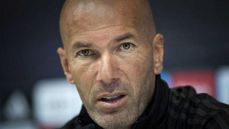 Zidane: "Los silbidos te hacen reaccionar"