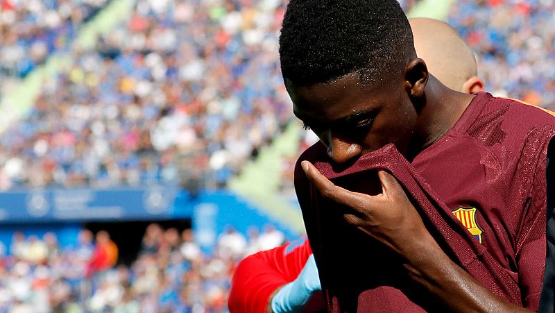 Dembélé, operado con éxito, estará tres meses y medio de baja