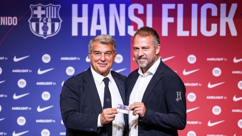 Hansi Flick: “Da igual si jugamos 4-3-3 o 4-2-3-1, lo que quiero es que juguemos un juego bonito”