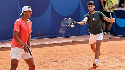 Rafa Nadal y Carlos Alcaraz entrenando para los Juegos Olmpicos de Pars 2024