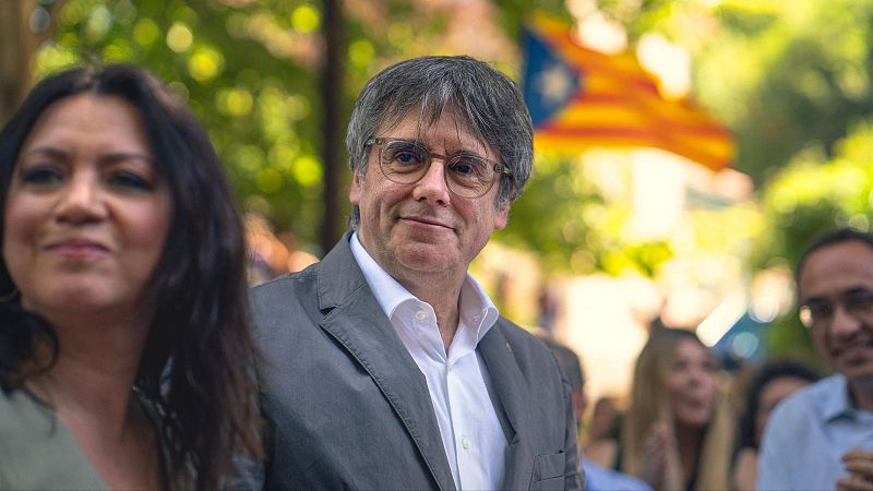 Puigdemont reitera que volverá a Cataluña para el debate de investidura e insta a Sánchez a evitar su "detención ilegal"