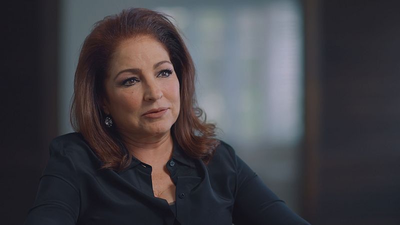Gloria Estefan recuerda el trágico accidente que pudo costarle la vida y lo que hizo Julio Iglesias