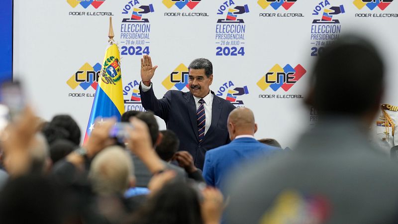 El Consejo Nacional Electoral proclama oficialmente a Maduro como presidente: "Esta vez no habrá debilidad"