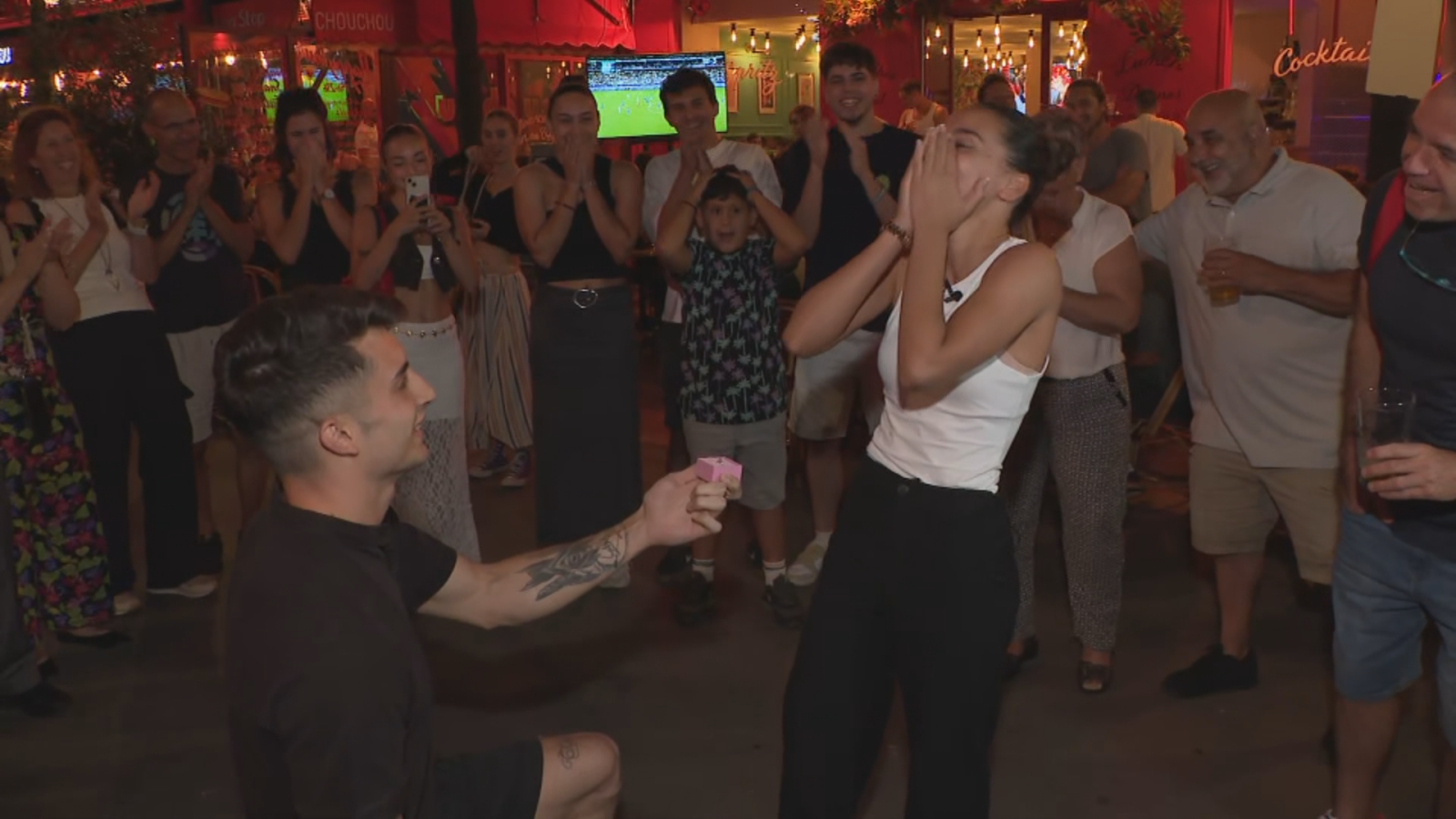 David Vega y Noemí Romero se comprometen en París 2024 | Ver