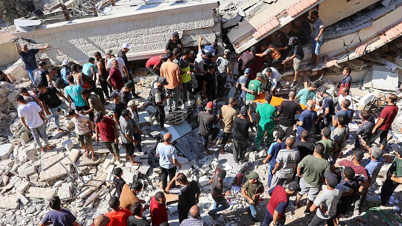 Al menos 25 muertos por el bombardeo israelí de dos escuelas en Ciudad de Gaza