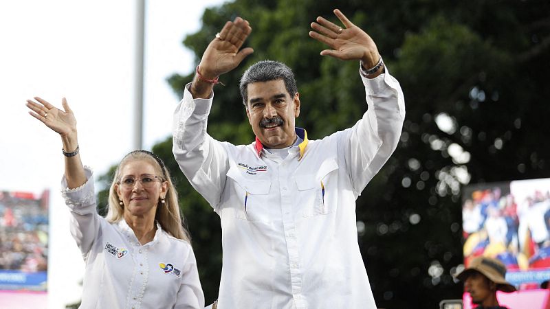 La UE no reconocerá los resultados en Venezuela sin la publicación de las actas y Maduro arremete contra el bloque