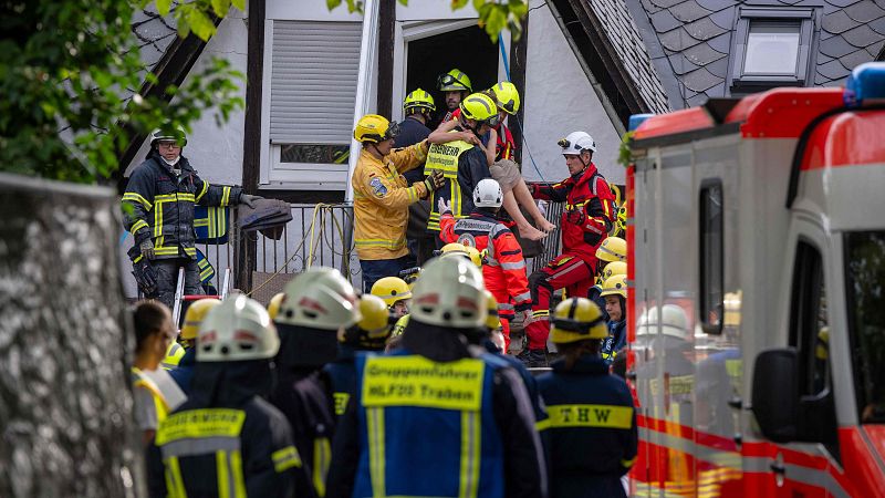 Dos muertos y siete heridos tras el derrumbe de un hotel en la ciudad alemana de Kröv