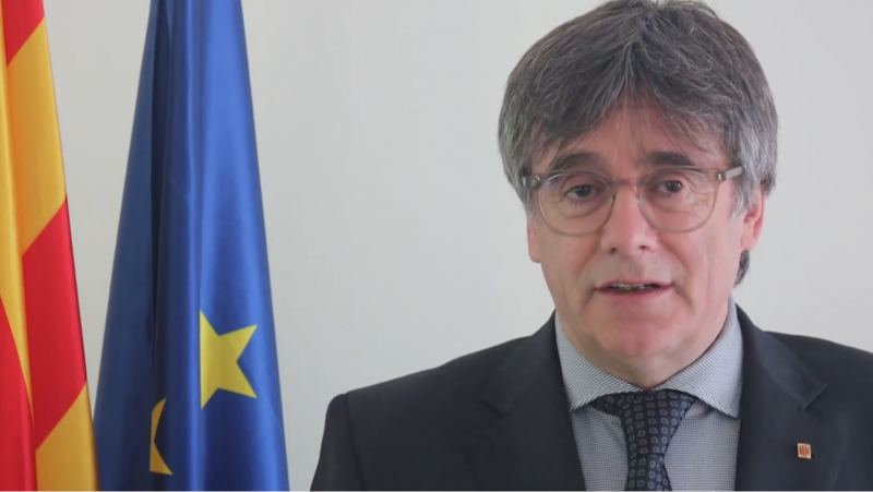 Puigdemont inicia el seu viatge de retorn a Catalunya per assistir a la investidura