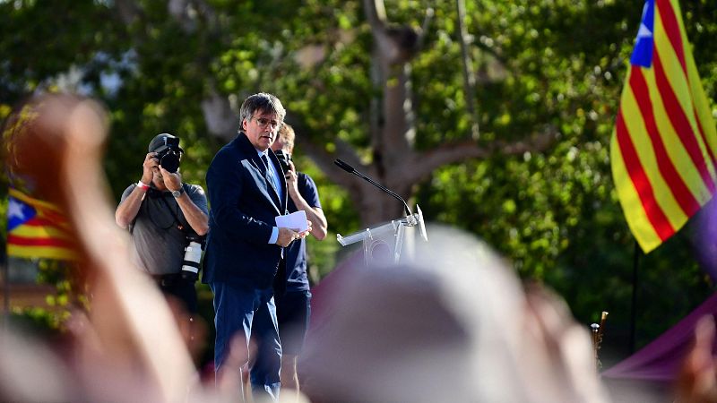 Puigdemont vuelve a España siete años después y huye tras su discurso: "A pesar de la represión, seguimos"