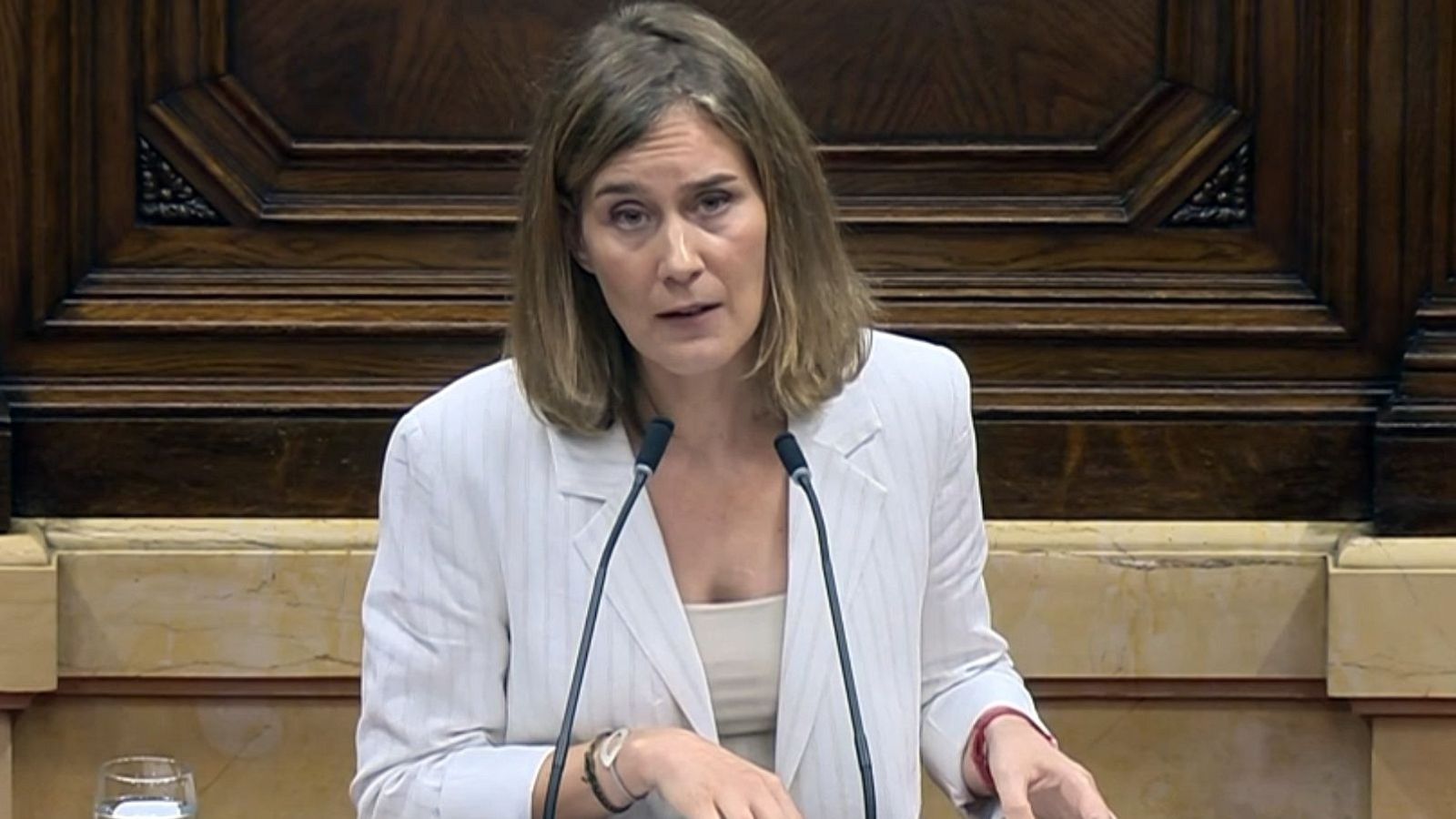 Jessica Albiach, Comuns: "Este acuerdo es una oportunidad para que Cataluña pueda avanzar" - Informativo 24h | Ver