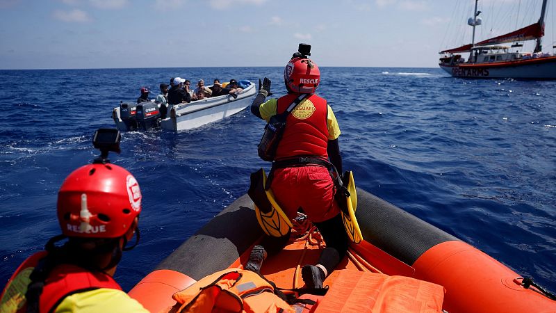 Open Arms rescata a 12 personas migrantes en el Mediterráneo y denuncia la inacción de Malta