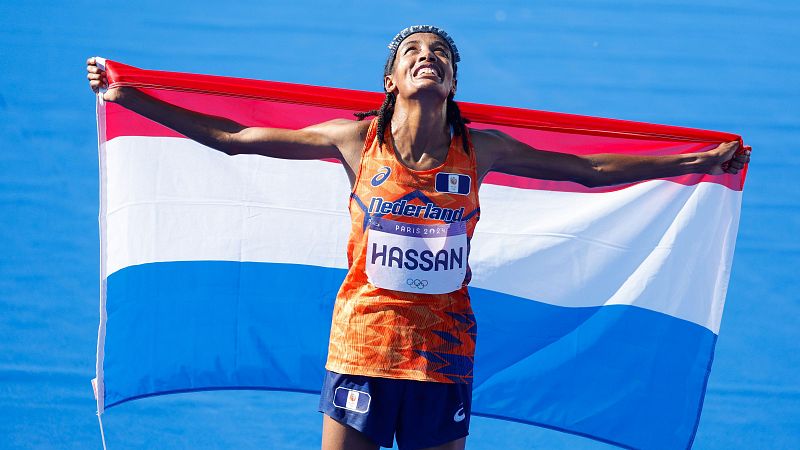 Sifan Hassan se viste de Zatopek y conquista el oro en maratón, su tercera medalla en París 2024