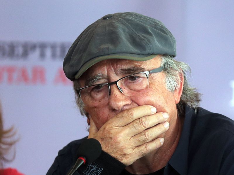 Serrat afirma que el referéndum catalán "no es transparente" y provoca "fractura social"