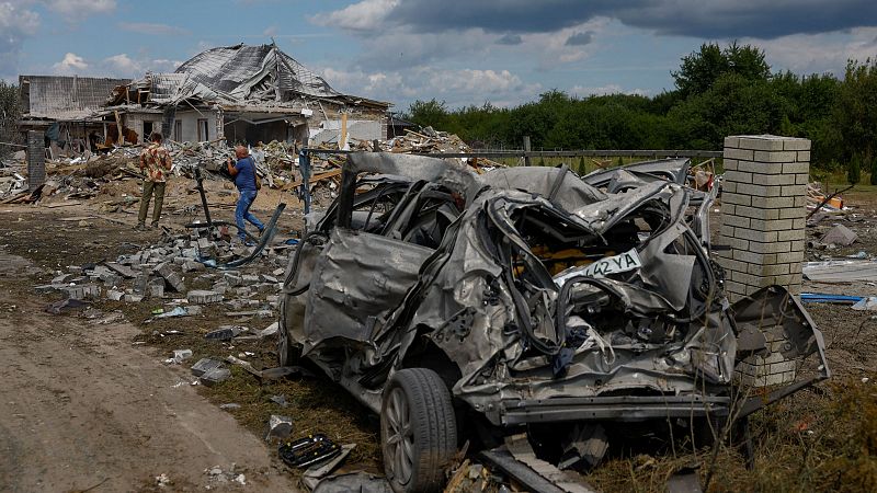 Un ataque ruso deja dos muertos en Kiev mientras miles de soldados ucranianos avanzan en Kursk