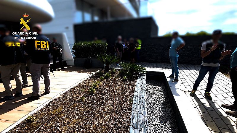 Detenido el líder de una red internacional de ciberdelincuencia en Estepona, Málaga