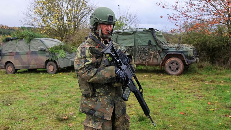 La OTAN pone en alerta una de sus bases en Alemania por una "posible amenaza"