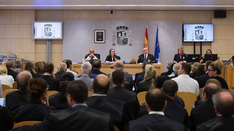 Un exdirectivo de Fórum Filatélico achaca toda la responsabilidad al entonces presidente