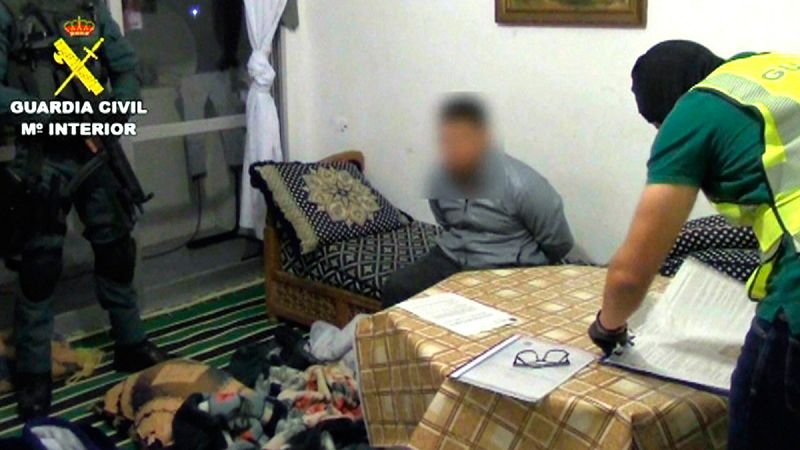 La célula de Alcanar compró material para explosivos con el DNI del detenido en Vinaroz
