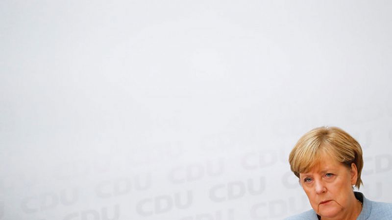 Merkel: "Nos vamos a esforzar para recuperar a los votantes de la AfD"