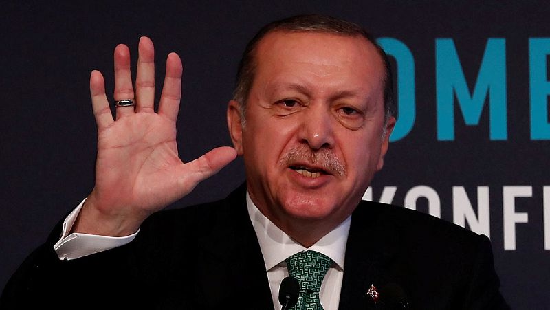 Erdogan amenaza al Kurdistán con cerrar la frontera y advierte de una "guerra étnica y confesional"