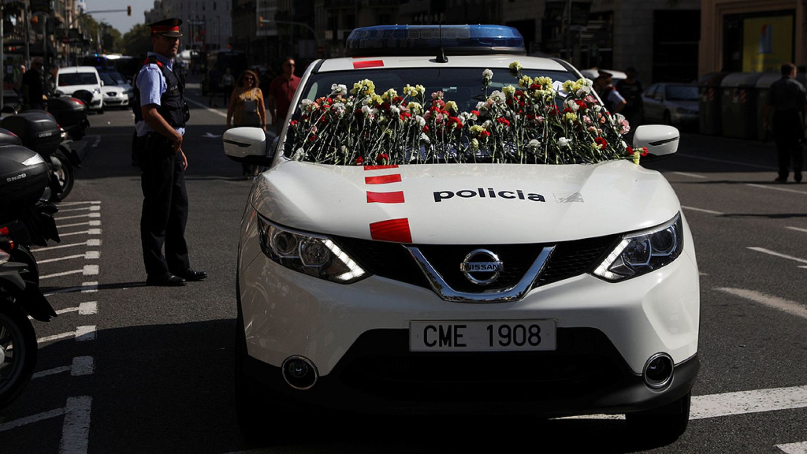 La Fiscalía ordena a los Mossos precintar y tomar el control de los "puntos de votación" del 1-O