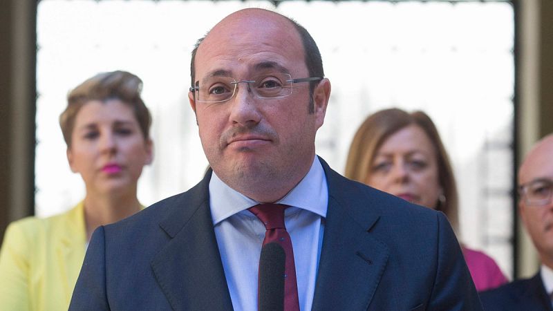 El expresidente de Murcia Pedro Antonio Sánchez deja la Presidencia del PP regional y su acta como diputado