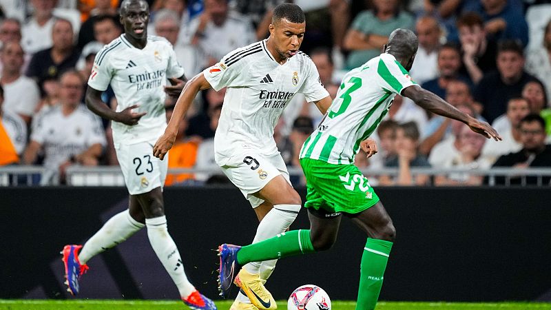 Mbappé desatasca al Real Madrid ante el Betis y despeja las dudas antes del parón